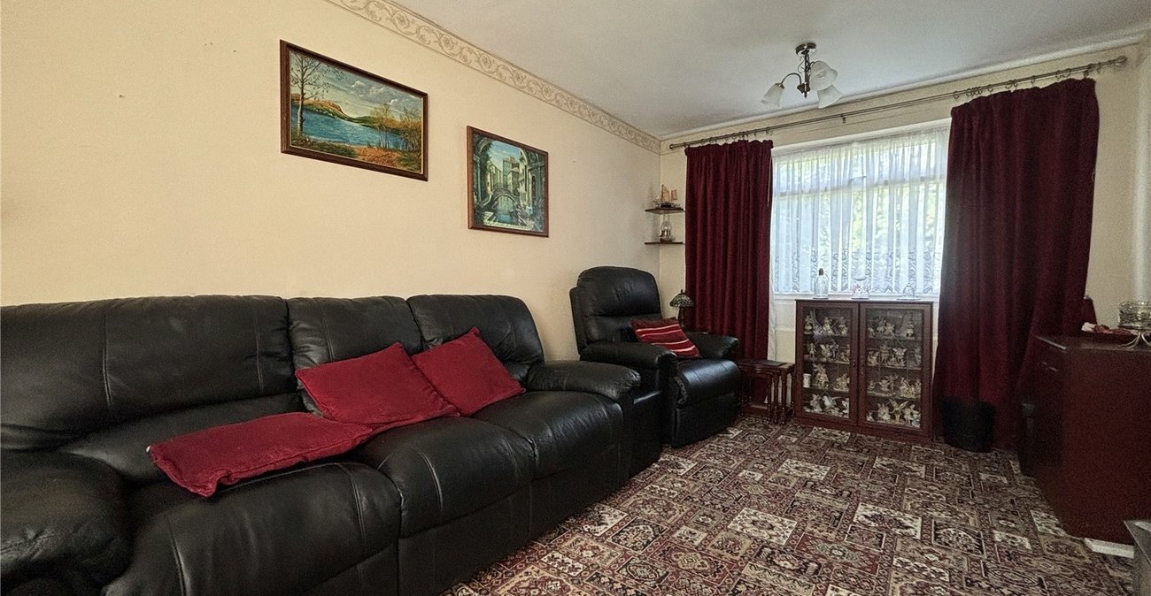 2 bedroom house for sale in Lordswood | Robinson Michael & Jackson