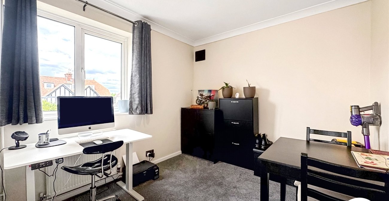 2 bedroom property for sale in Maidstone | Robinson Michael & Jackson