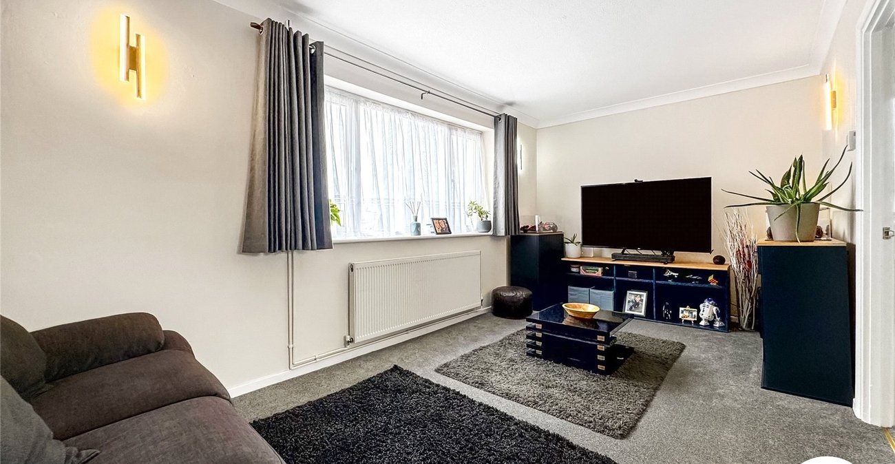 2 bedroom property for sale in Maidstone | Robinson Michael & Jackson
