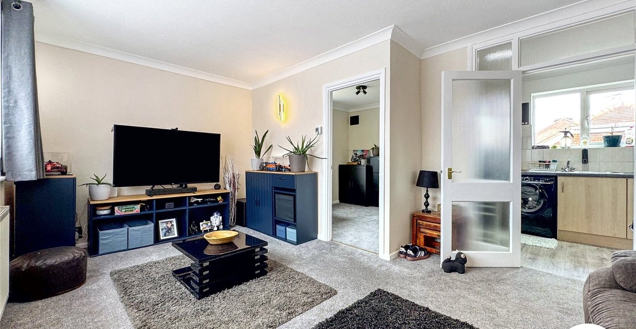 2 bedroom property for sale in Maidstone | Robinson Michael & Jackson