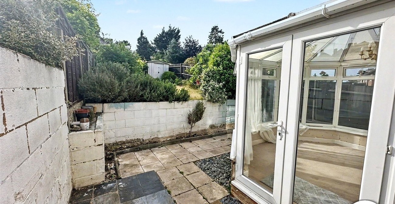 3 bedroom house for sale in Rochester | Robinson Michael & Jackson