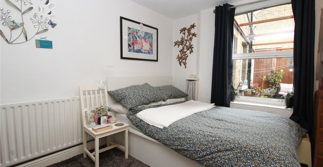 1 bedroom property for sale in Plumstead | Robinson Jackson