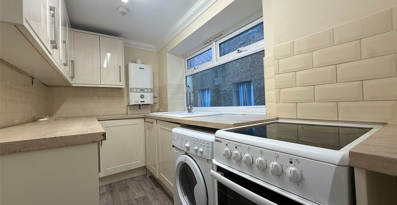 1 bedroom property for sale in Northfleet | Robinson Michael & Jackson