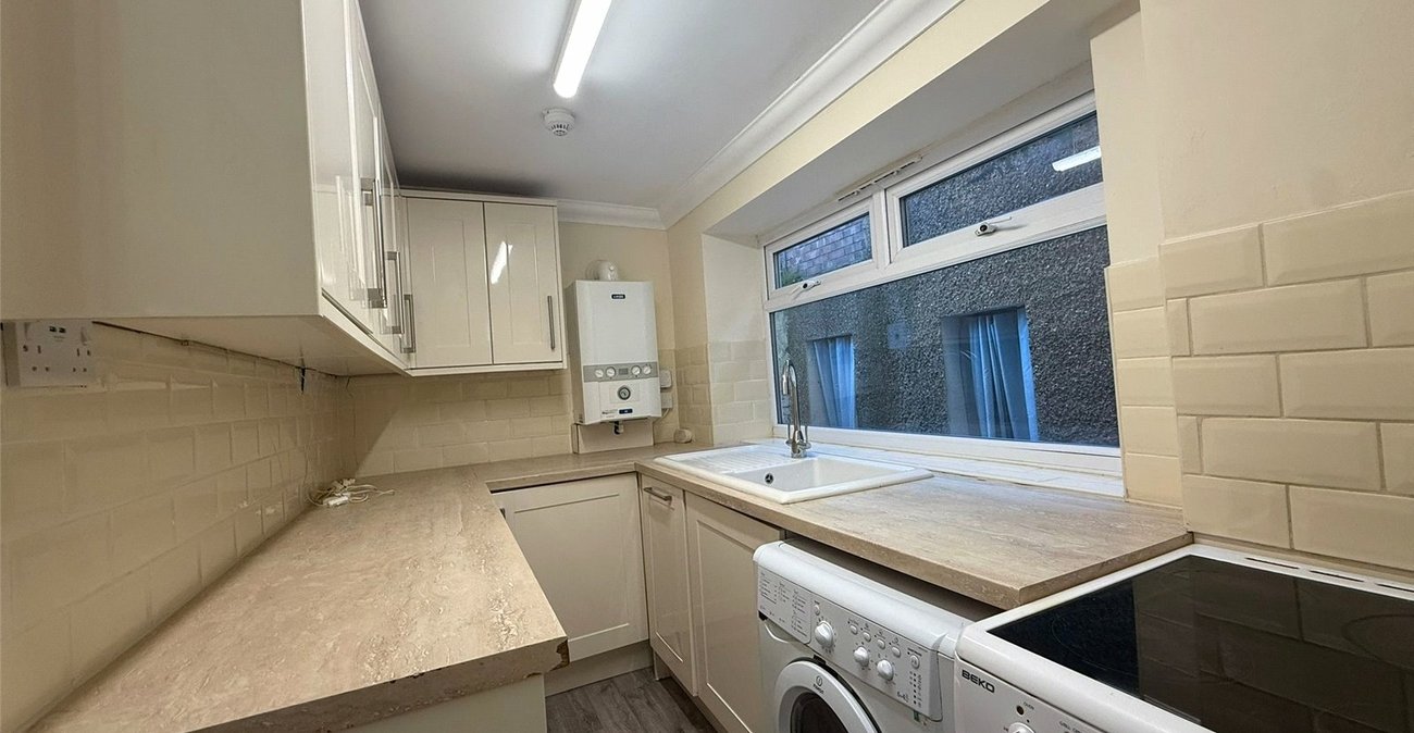 1 bedroom property for sale in Northfleet | Robinson Michael & Jackson