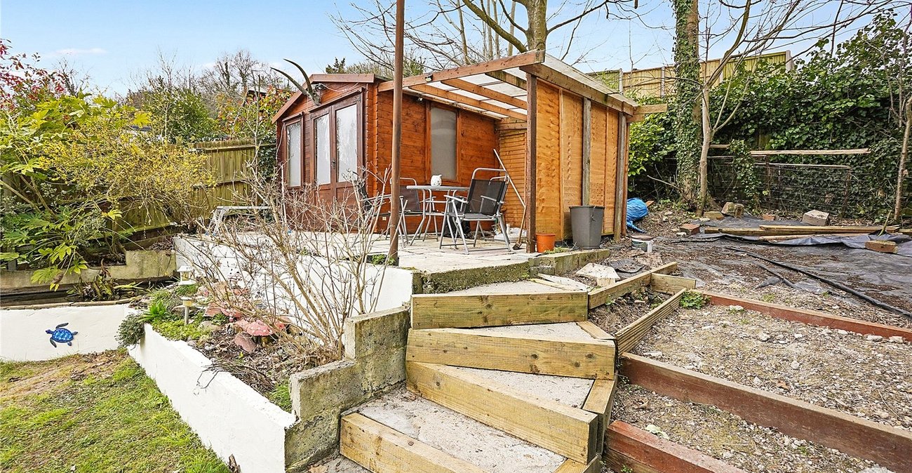 4 bedroom bungalow for sale in Halling | Robinson Michael & Jackson