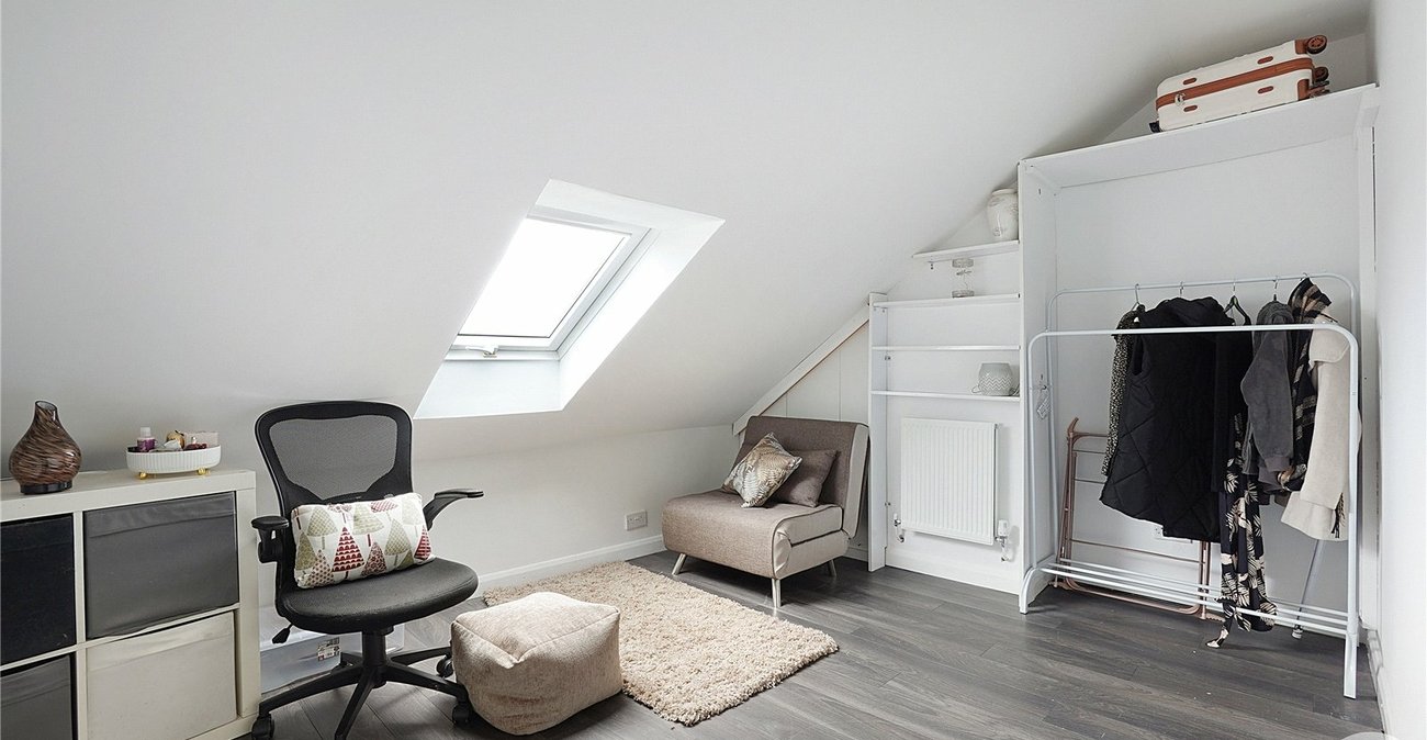 4 bedroom bungalow for sale in Halling | Robinson Michael & Jackson