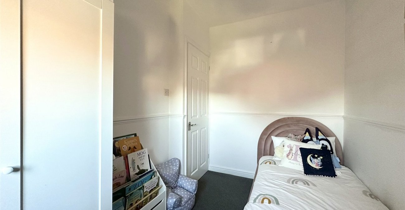 3 bedroom house for sale in Greenhithe | Robinson Jackson