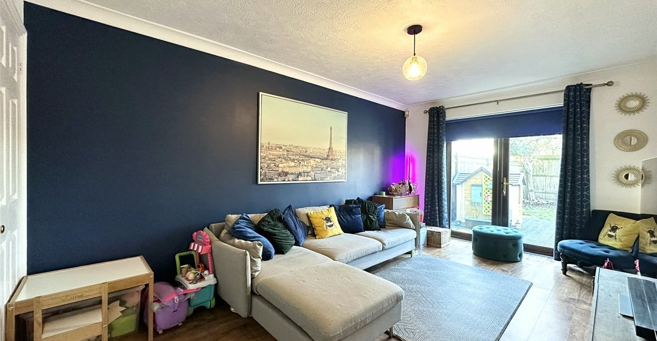 3 bedroom house for sale in Greenhithe | Robinson Jackson