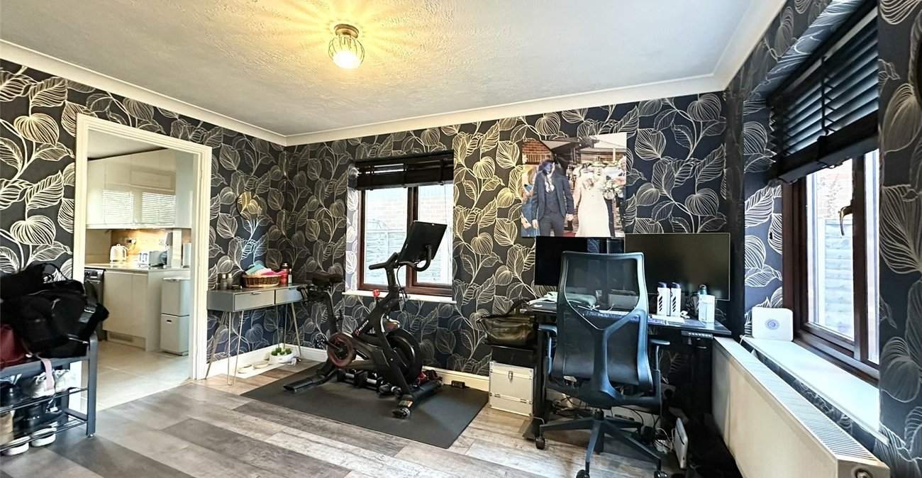 3 bedroom house for sale in Greenhithe | Robinson Jackson