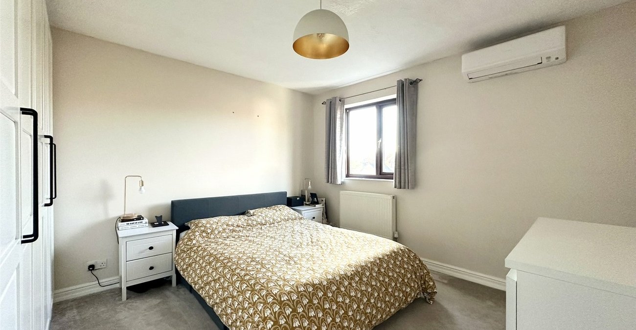 3 bedroom house for sale in Greenhithe | Robinson Jackson