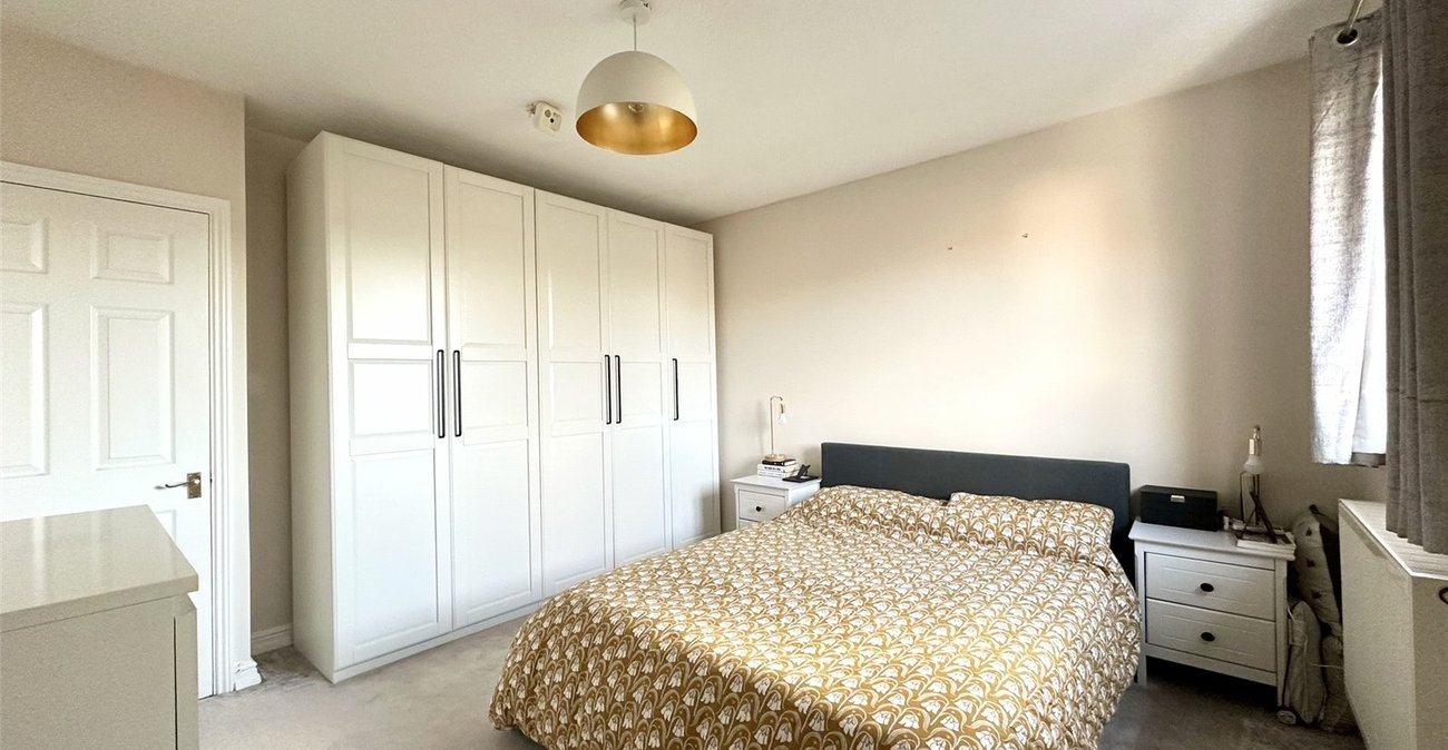 3 bedroom house for sale in Greenhithe | Robinson Jackson