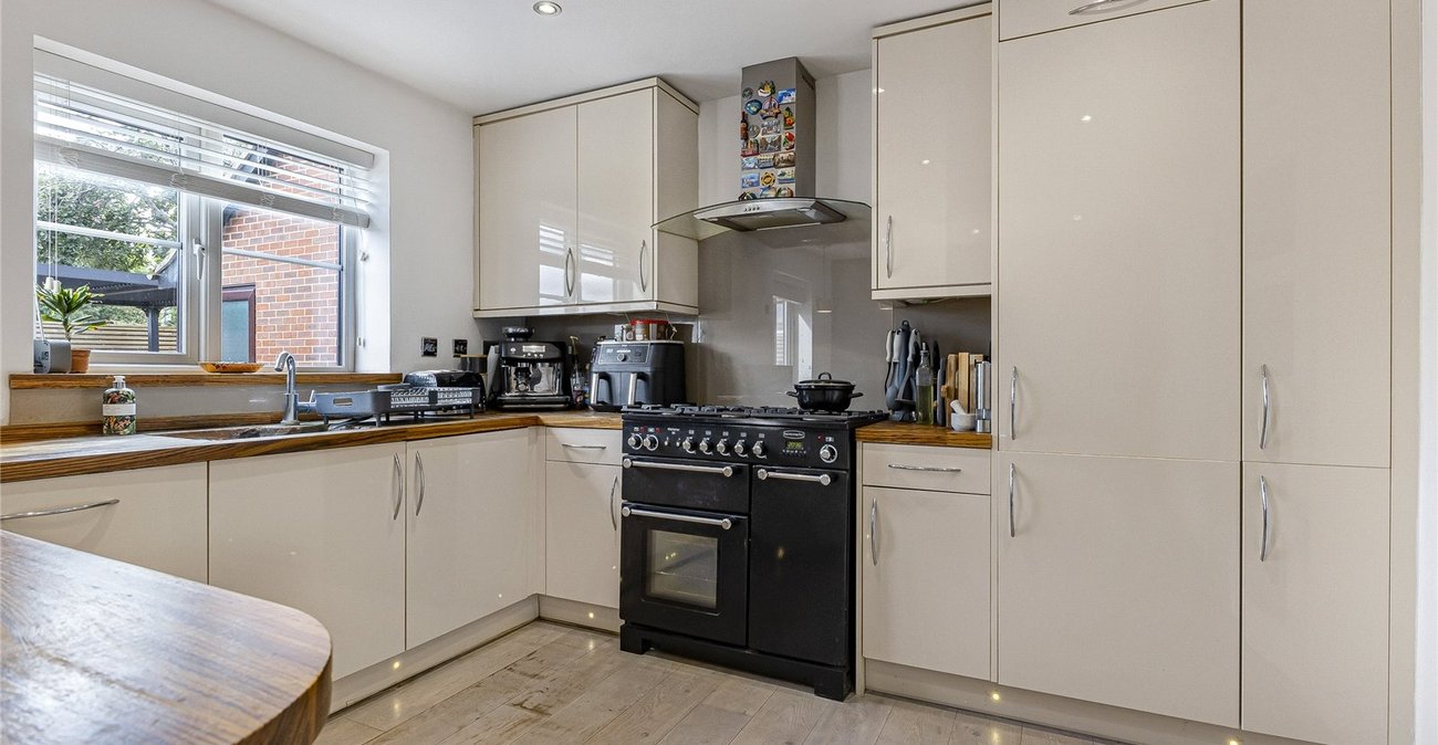 4 bedroom house for sale in Greenhithe | Robinson Jackson