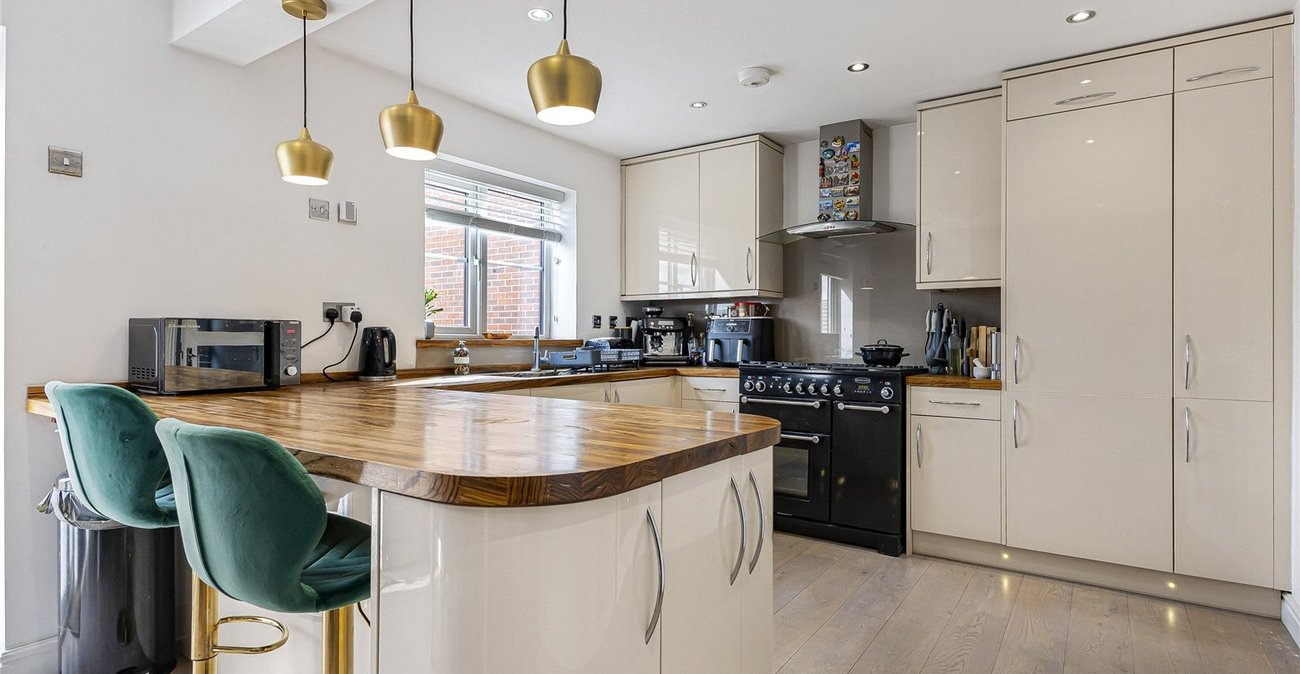 4 bedroom house for sale in Greenhithe | Robinson Jackson