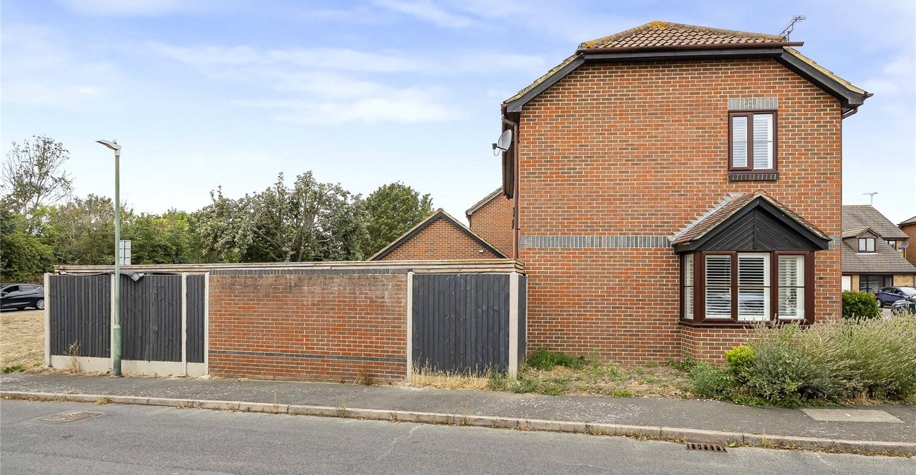 4 bedroom house for sale in Greenhithe | Robinson Jackson
