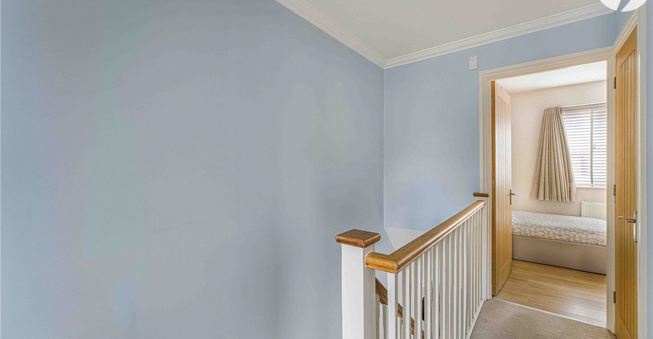 2 bedroom house for sale in Greenhithe | Robinson Jackson