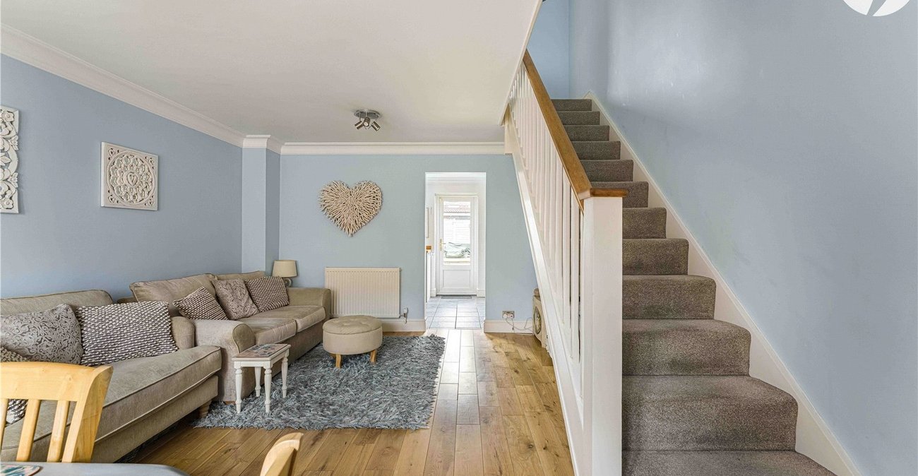 2 bedroom house for sale in Greenhithe | Robinson Jackson