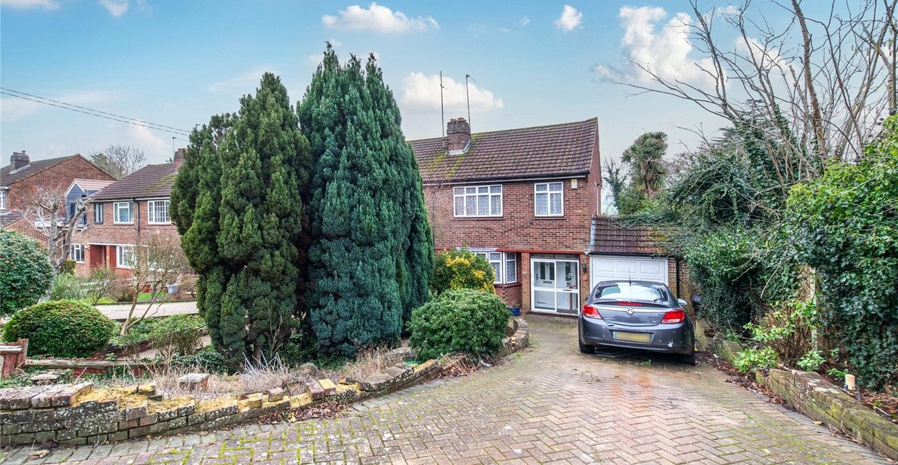 3 bedroom house for sale in Cuxton | Robinson Michael & Jackson