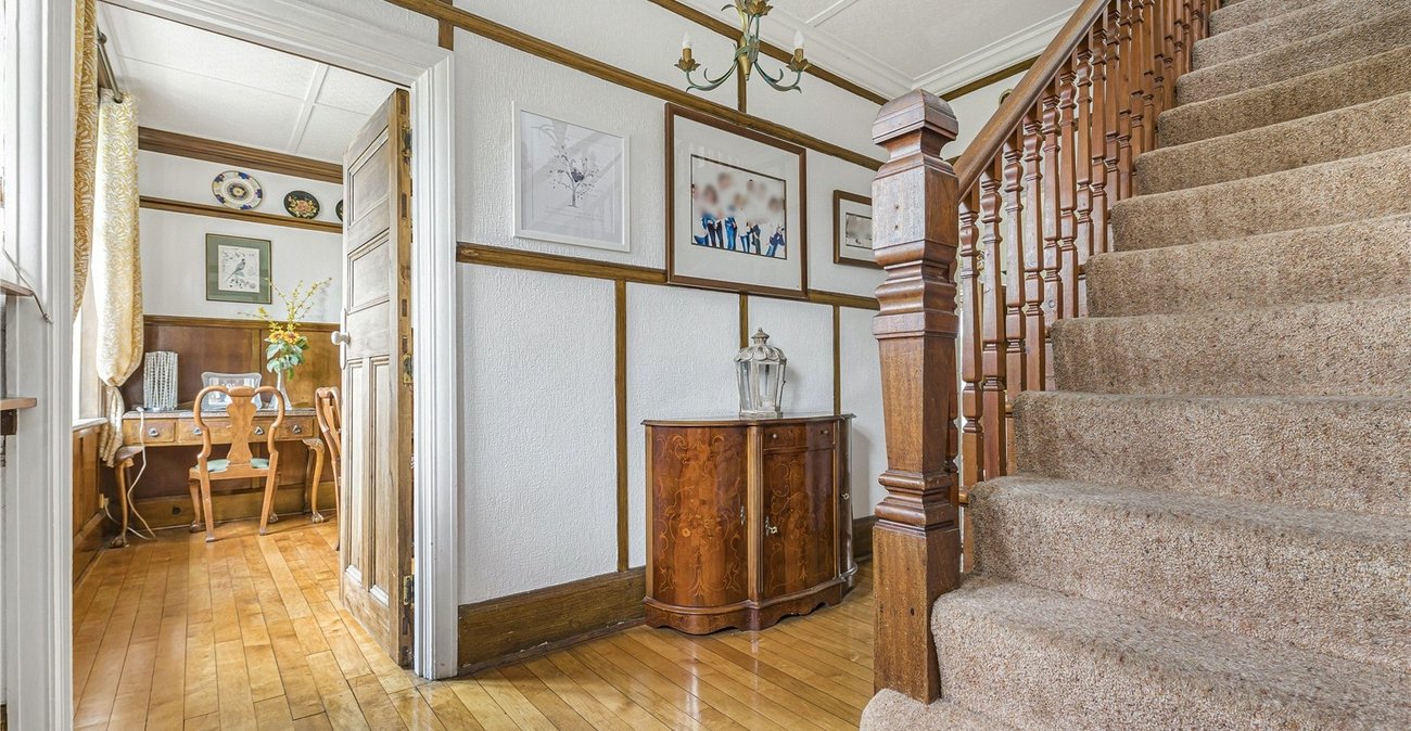 4 bedroom house for sale in Dartford | Robinson Jackson