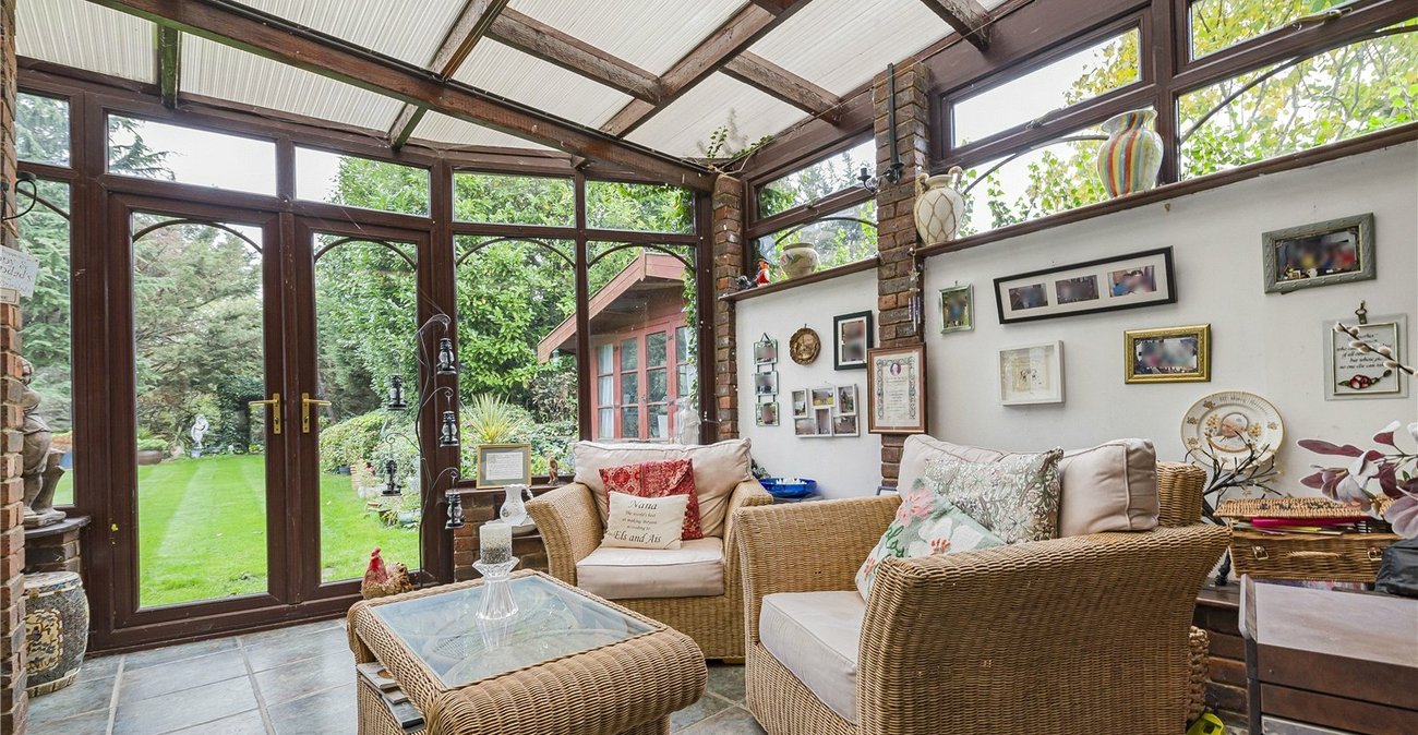 4 bedroom house for sale in Dartford | Robinson Jackson