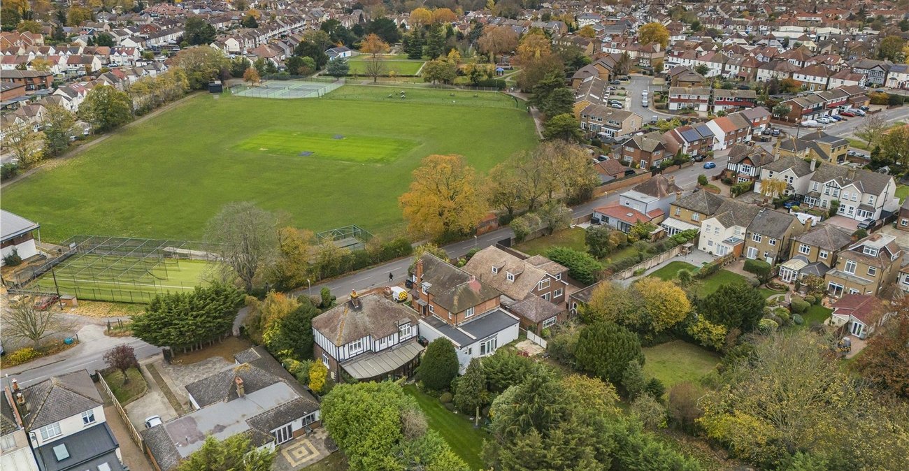 4 bedroom house for sale in Dartford | Robinson Jackson