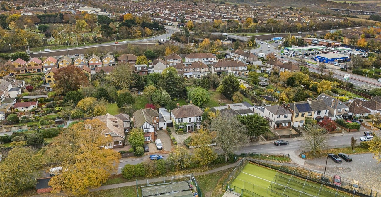 4 bedroom house for sale in Dartford | Robinson Jackson