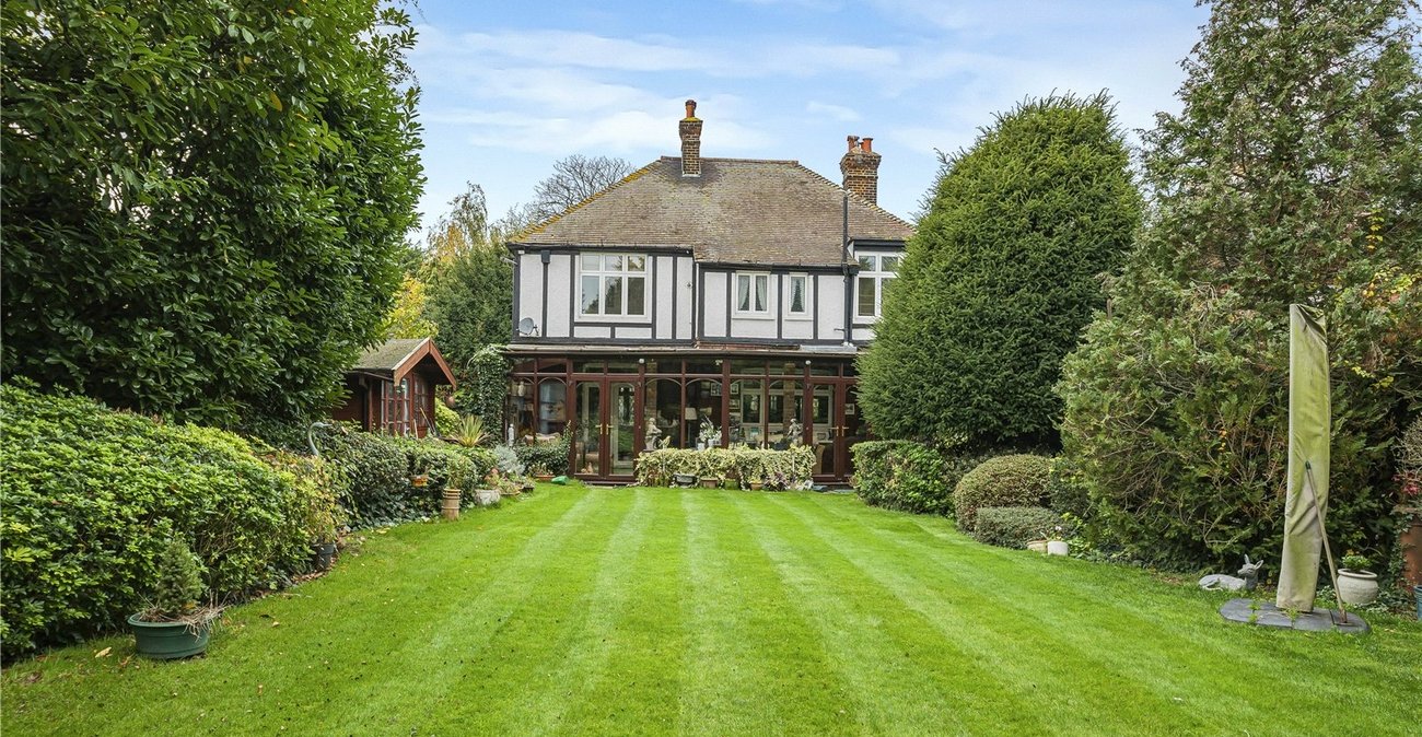 4 bedroom house for sale in Dartford | Robinson Jackson