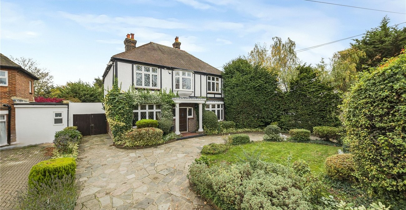 4 bedroom house for sale in Dartford | Robinson Jackson