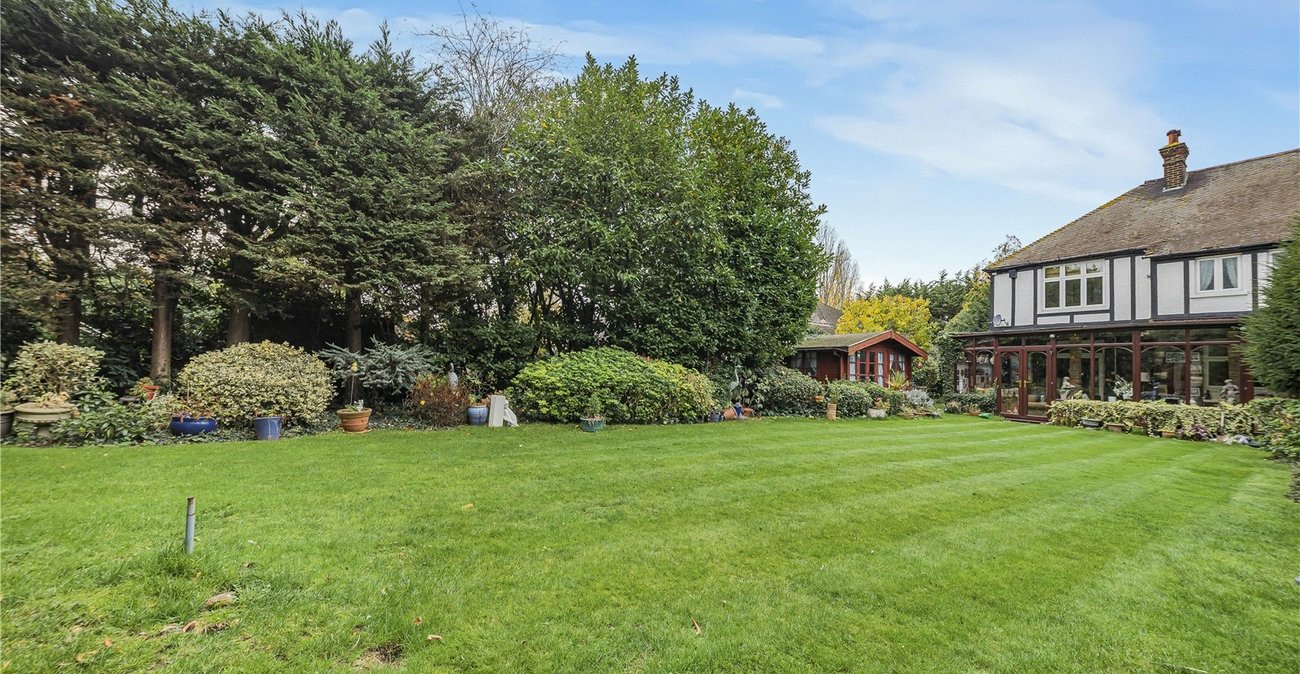 4 bedroom house for sale in Dartford | Robinson Jackson