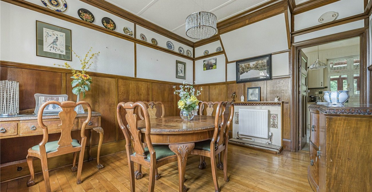 4 bedroom house for sale in Dartford | Robinson Jackson