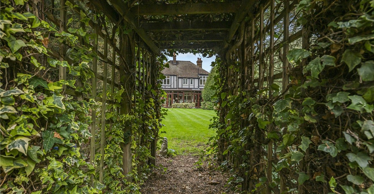 4 bedroom house for sale in Dartford | Robinson Jackson