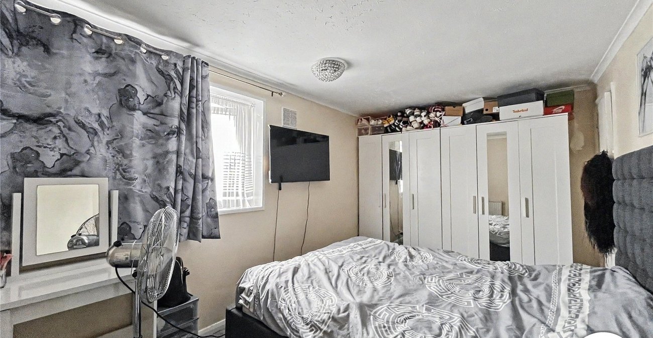 3 bedroom house for sale in Weedswood | Robinson Michael & Jackson