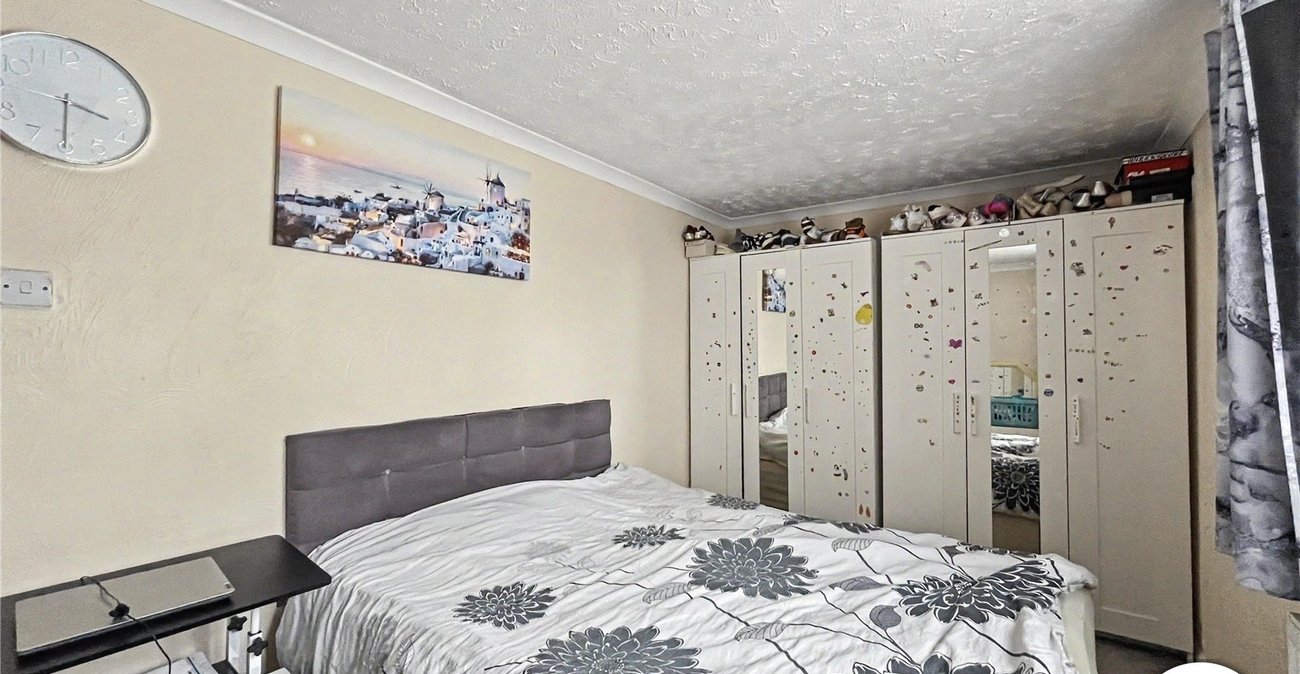 3 bedroom house for sale in Weedswood | Robinson Michael & Jackson