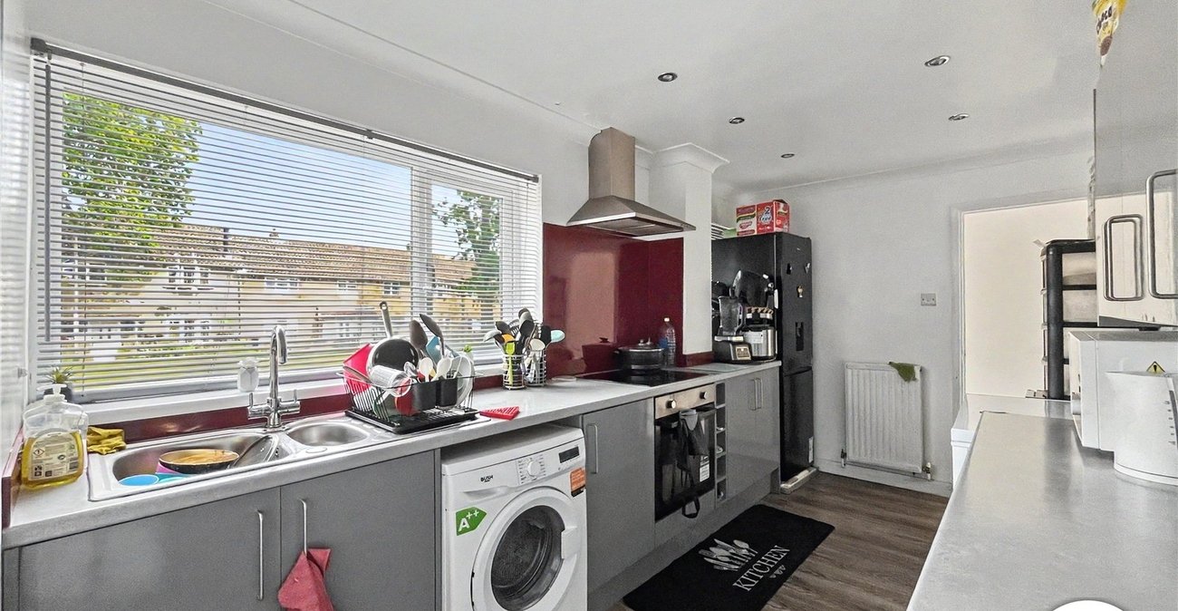 3 bedroom house for sale in Weedswood | Robinson Michael & Jackson