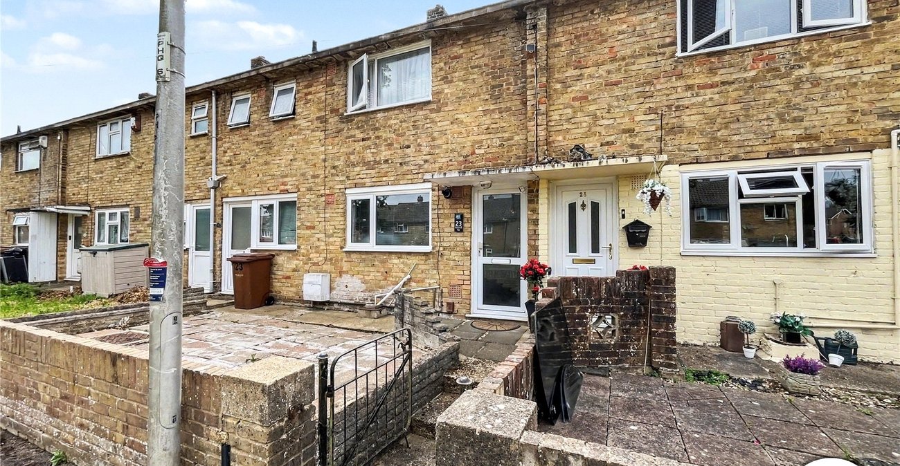 3 bedroom house for sale in Weedswood | Robinson Michael & Jackson