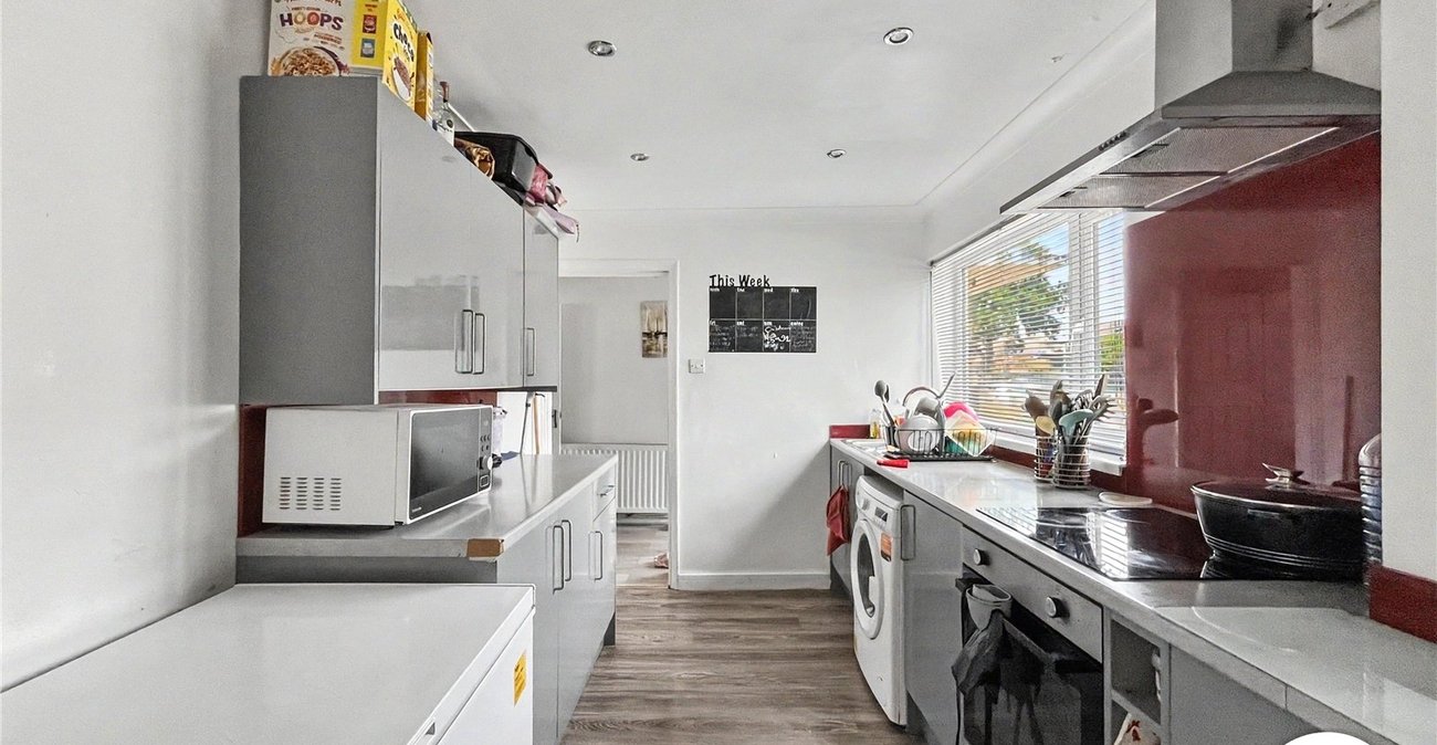 3 bedroom house for sale in Weedswood | Robinson Michael & Jackson