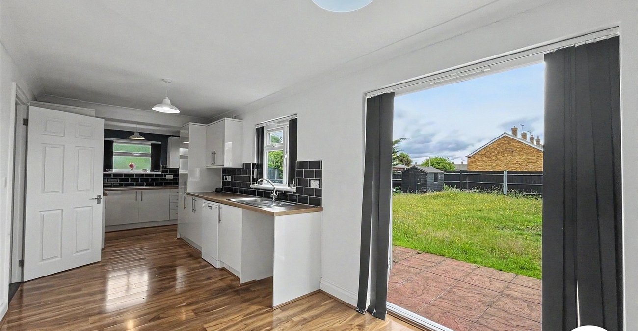 2 bedroom house for sale in Weedswood | Robinson Michael & Jackson