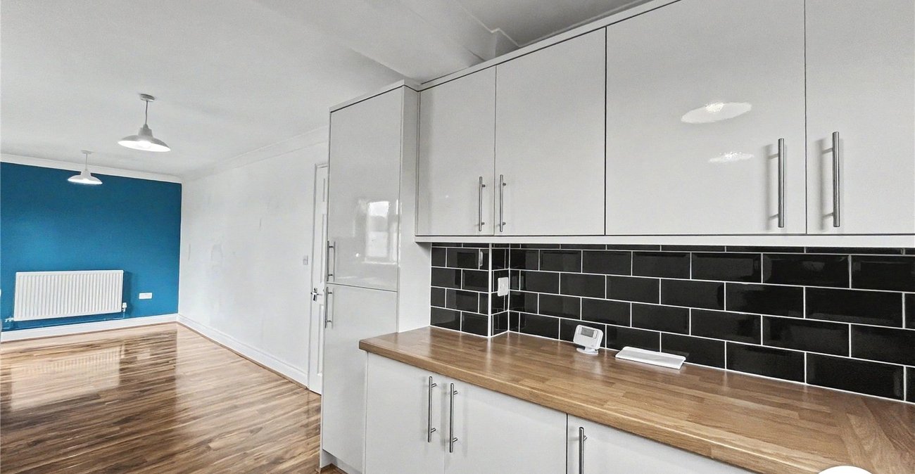 2 bedroom house for sale in Weedswood | Robinson Michael & Jackson