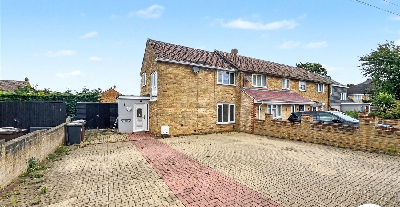 2 bedroom house for sale in Weedswood | Robinson Michael & Jackson