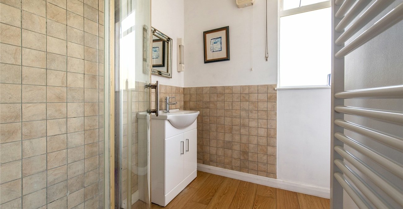 4 bedroom house for sale in Gravesend | Robinson Michael & Jackson