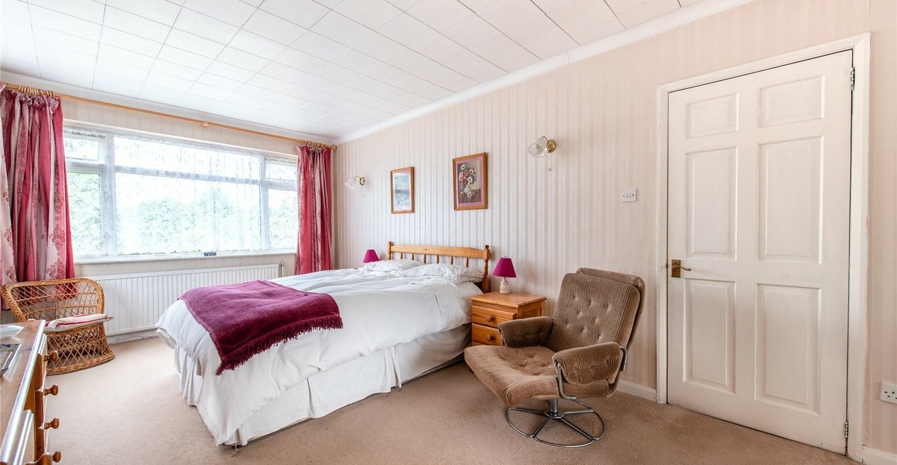 4 bedroom house for sale in Gravesend | Robinson Michael & Jackson