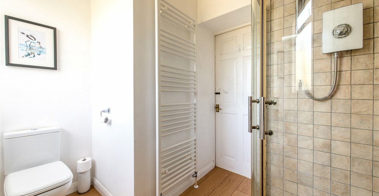 4 bedroom house for sale in Gravesend | Robinson Michael & Jackson