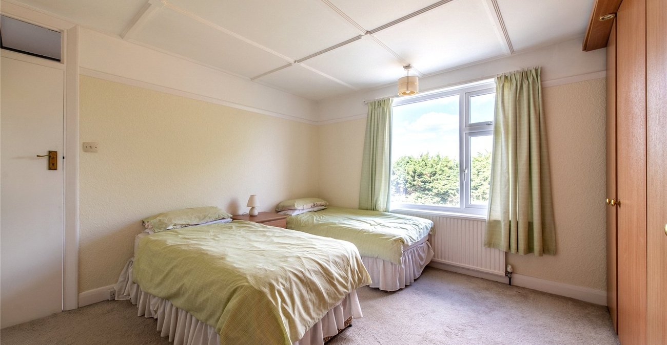 3 bedroom house for sale in Gravesend | Robinson Michael & Jackson