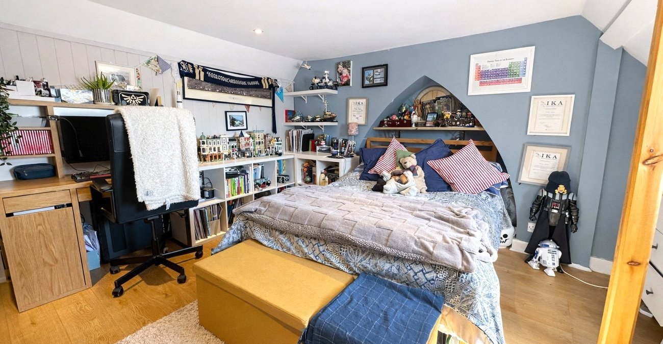 3 bedroom house for sale in Church Lane | Robinson Michael & Jackson