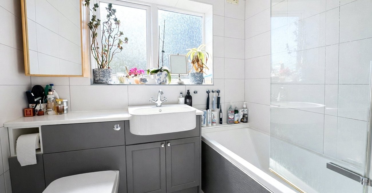 3 bedroom house for sale in Church Lane | Robinson Michael & Jackson