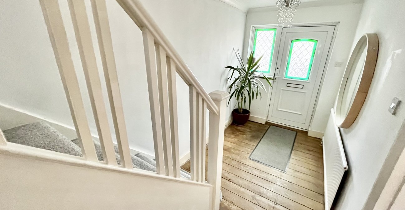 3 bedroom house for sale in Sidcup | Robinson Jackson