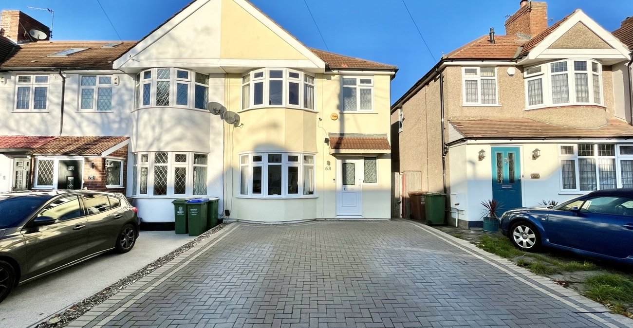 3 bedroom house for sale in Sidcup | Robinson Jackson