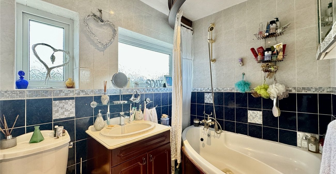 3 bedroom house for sale in Swanley | Robinson Jackson