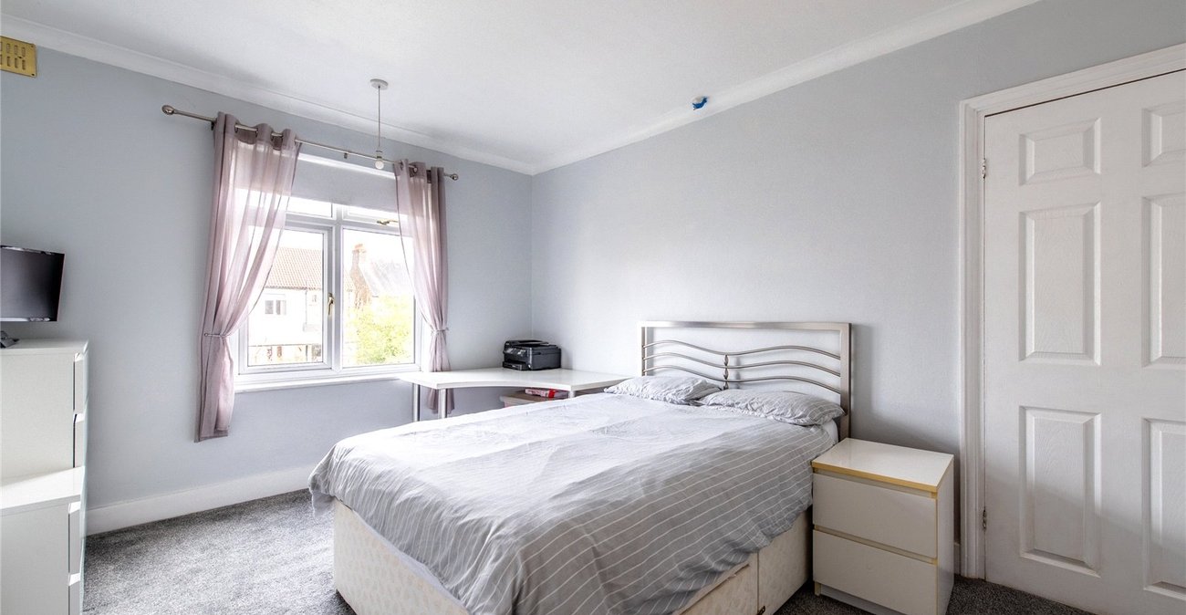 3 bedroom house for sale in Gravesend | Robinson Michael & Jackson