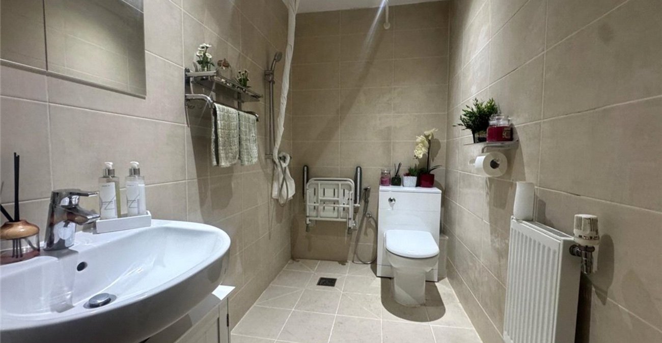 3 bedroom house for sale in Orpington | Robinson Jackson