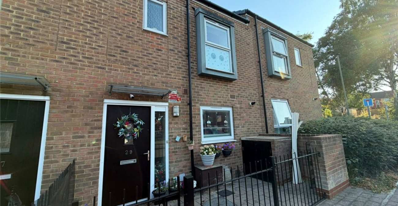 3 bedroom house for sale in Orpington | Robinson Jackson